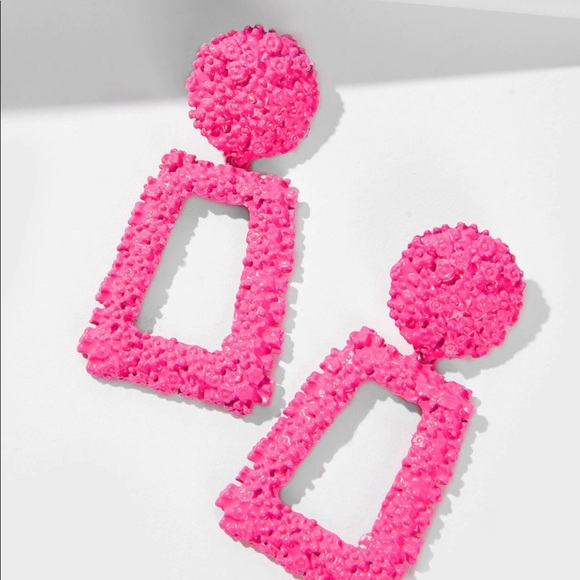 amourOC Jewelry - Textured Geometric Drop Earrings